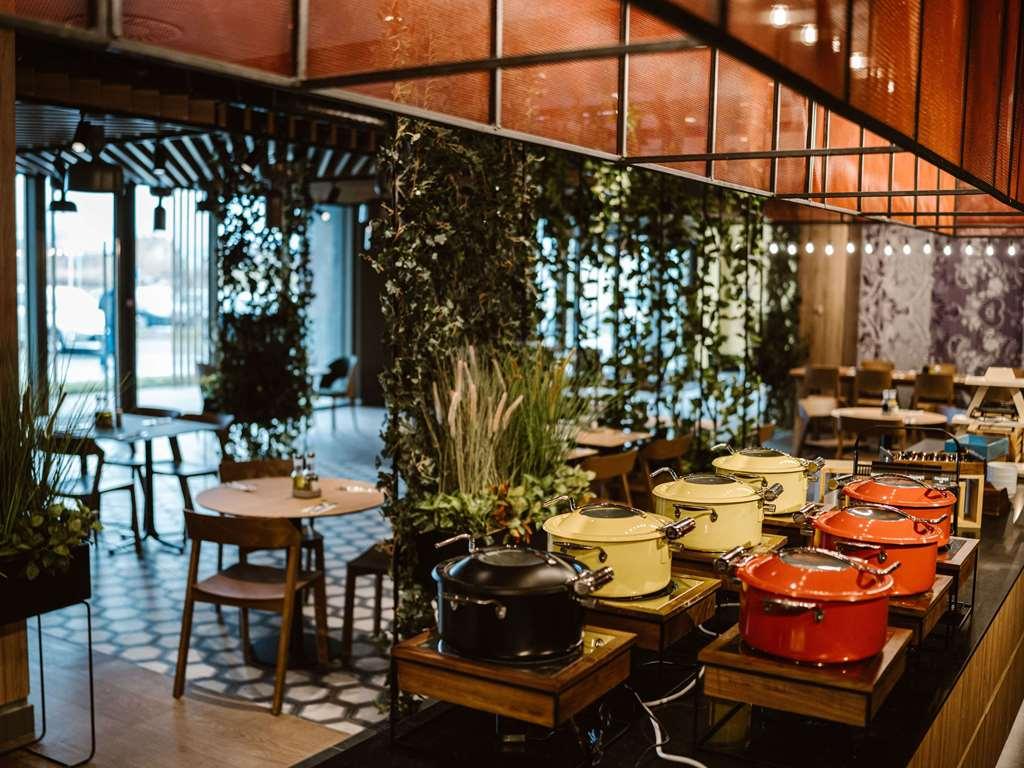 Hotel Ibis Styles Sibiu Arsenal Ristorante foto